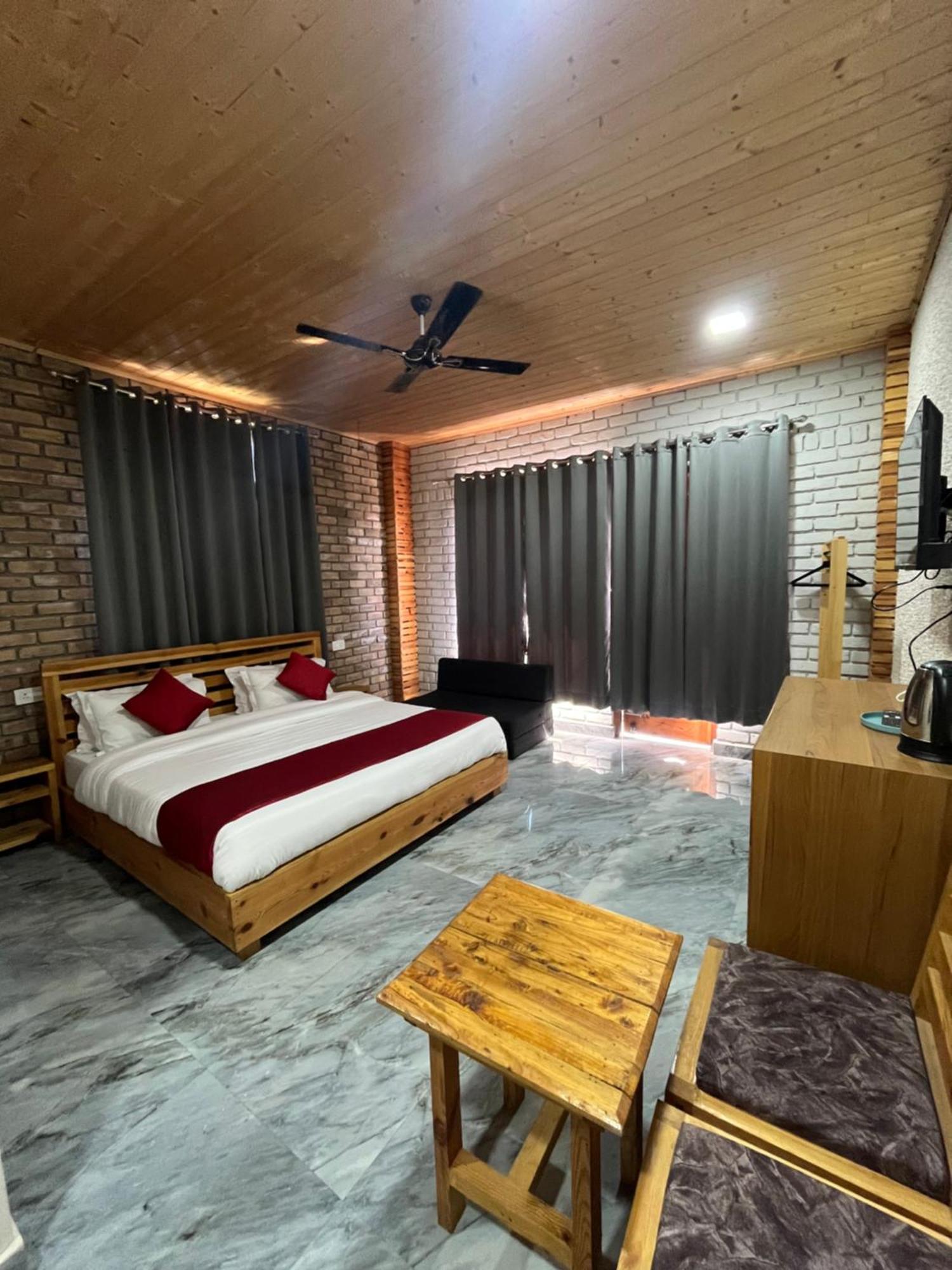 Hotel Paul Villa Bīr Kültér fotó